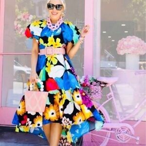 Christopher John Rogers dress florar spring summer vacation fun multicolor NWT